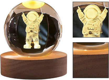 3D Engraved Crystal Astronaut LED Night Lamp with Wooden Base – Space-Themed Decorative Light for Kids' Rooms, Desks, and Gifts – Warm White Ambient Lighting for Space Enthusiasts and Galaxy Lovers